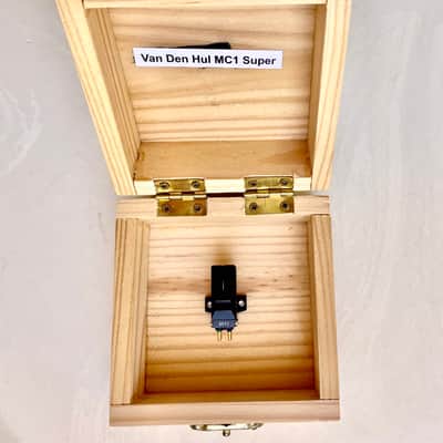 Van Den Hul MC - ONE Super 1.25 mV Medium output Moving Coil Cartridge image 2