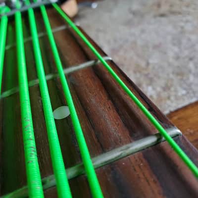 Peavey Fury V 5-string bass green image 8