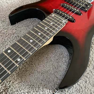 Transparent Red Superstrat Electric Guitar, Basswood Body, Maple Neck, Rosewood Fingerboard image 5