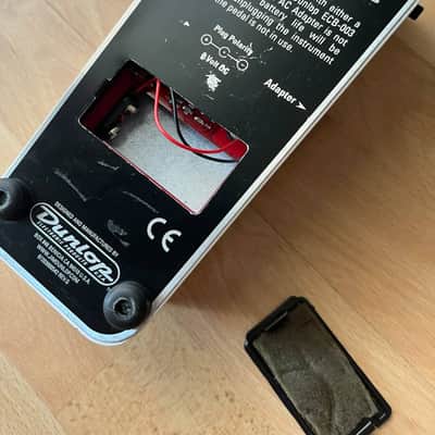 Dunlop 105Q Cry Baby Bass Wah 1999 - Present - White image 6