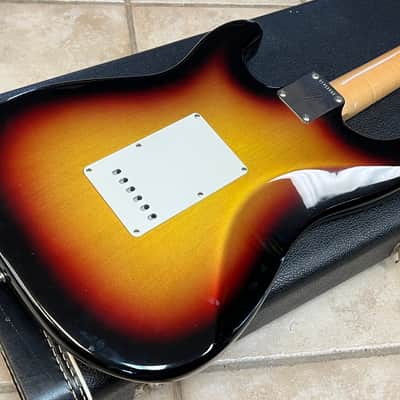 1997 Fender Custom Shop 1969 Stratocaster Sunburst Abigail Ybarra image 8