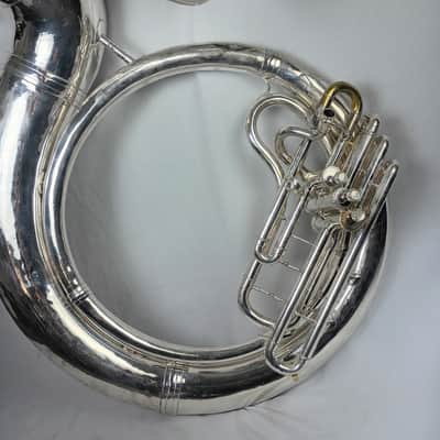 Conn LTD 20K BBb Sousaphone, Large 27” two screw bell with Case, neck and bits image 2