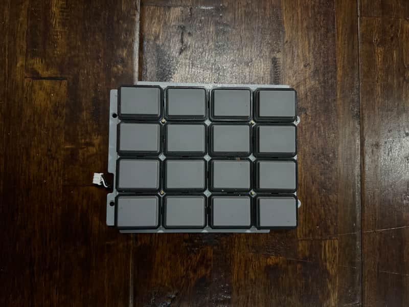 Akai MPC 1000 - Original Pads Grey image 1