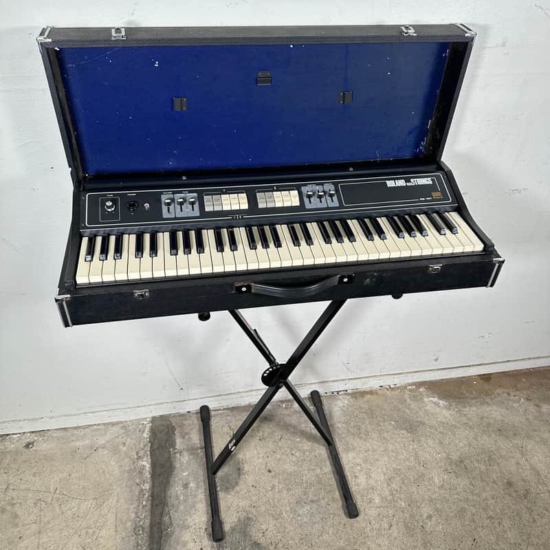 Roland RS-101 61-Key String Synthesizer 1975 - 1976 - Black image 1