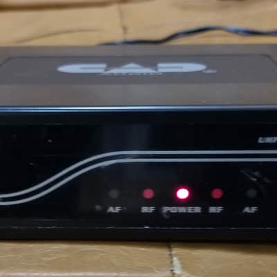 CAD GXLU Wireless Microphone System image 14