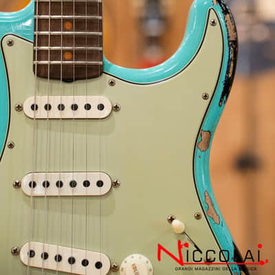 Fender Custom Shop Limited Edition '62 Strat - Heavy Relic - Faded Aged Sea Foam Green Over 3-Color Sunburst image 4