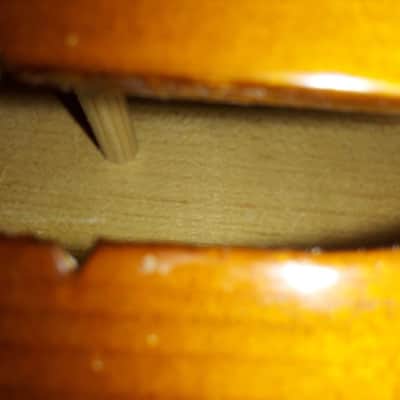 De Villier VN443 sized 4/4 violin with bow and case. China. Very Good Condition image 5