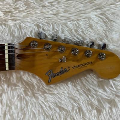 Kurt Cobain Vandalism Stratocaster Replica - 35" Mini Guitar - Reliced image 18