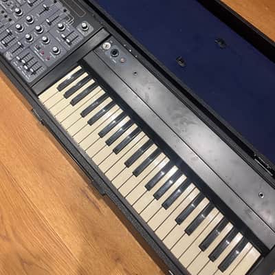 Roland SH-3A with cv/gate/filter mod image 3