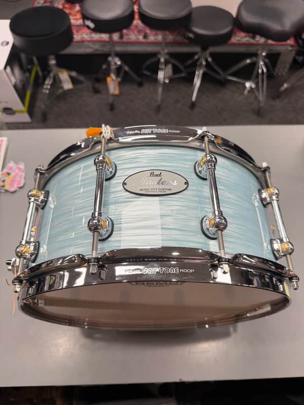 Pearl Music City Custom 14x6.5" Masters Maple Reserve Shell Snare Drum - Ice Blue Oyster Wrap