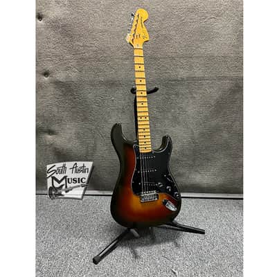 Fender Stratocaster with Scalloped Maple Fretboard 1978 - 1981 - Sunburst image 1