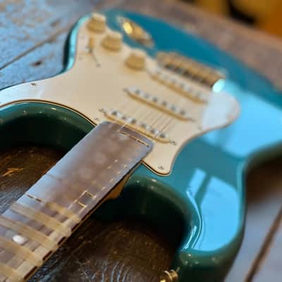 Fender 2023 FSR late 60s Traditional Stratocaster. Ocean Turquoise Metallic. Unplayed Condition. MIJ Japan image 3
