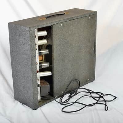 Silvertone Model 1482 5-Watt 1x12 Guitar Combo 1960s - Black image 7