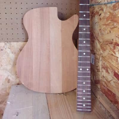 Scott Signature (Birdsong Scott) Amigo shortbass 2026 - Redwood on Spanish cedar image 15