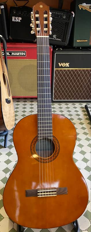 Yamaha c40 image 1