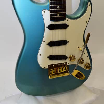 Vintage 1980 Fender "The Strat" Stratocaster Electric Guitar, Rosewood Fingerboard, Lake Placid Blue w/ Case image 3
