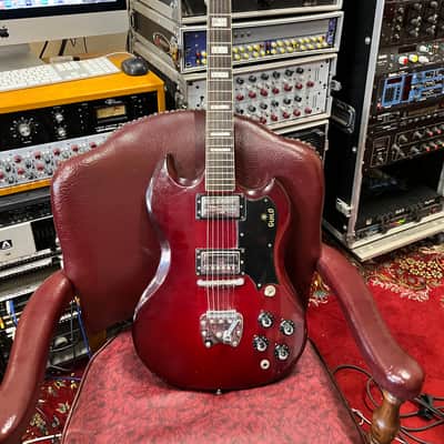 Guild Polara S-100 electric guitar with tremolo 1970s - Cherry image 1