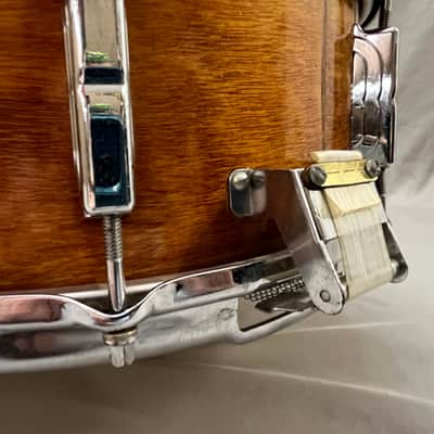 Leedy Utility Mahogany 5.5”x 14” Snare Drum with Hard Shell Case image 9