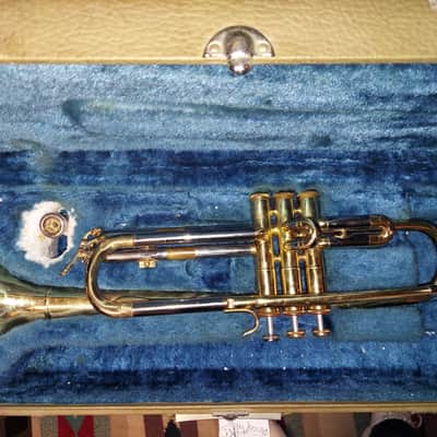 Yamaha YTR-232 Trumpet, Case & MP, Japan, good playing, acceptable physical condition image 1