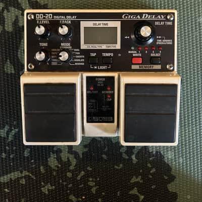 Boss DD-20 Giga Delay | Reverb