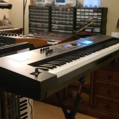 MUST SEE!!! ROLAND JUNO DS88 FULLY INSPECTED/SERVICED AND IN AMAZING CONDITION! image 9