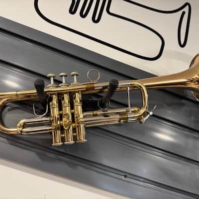 Bach 299GH C Trumpet image 3