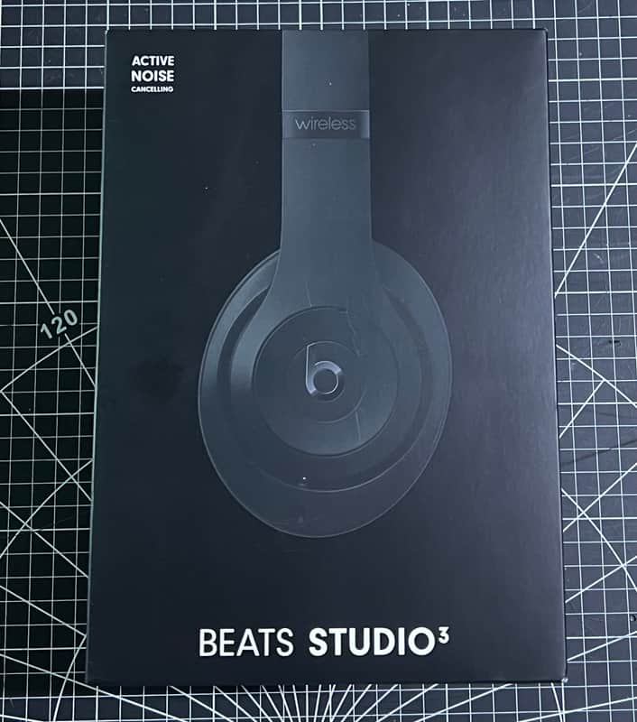 Apple  Beats Studio3 - 2022 - Matte Black w/box image 1