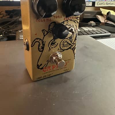 Wren and Cuff Caprid Small Foot | Reverb