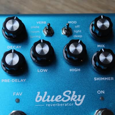 Strymon "Blue Sky Reverberator V2" image 4