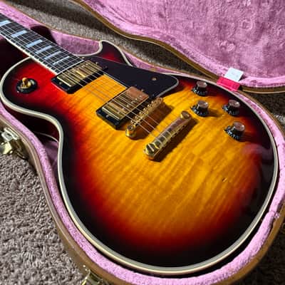 Gibson 2006 Custom Shop '68 Les Paul Custom Reissue - Tri-Burst image 17