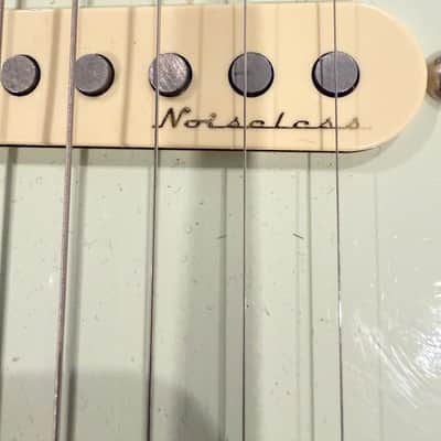 Player plus Stratocaster HSS w/ American pro II neck image 3