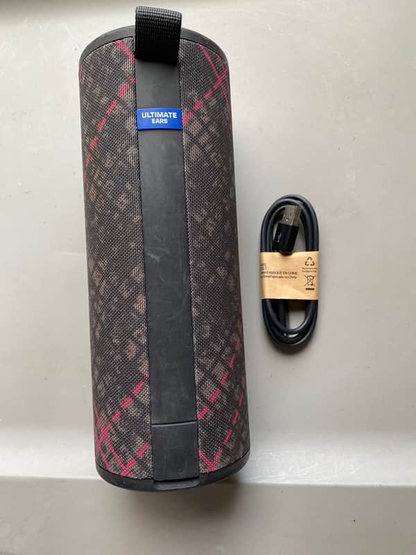 Ultimate Ears Megaboom 3 Wireless Speaker image 1