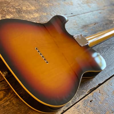 Fender Vintage 1993 Telecaster Custom '62 Reissue MIJ FujiGen Built Three Tone Sunburst MIJ w/ Leatherette Case image 5