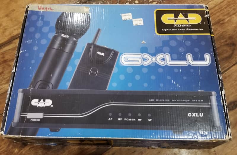CAD GXLU Wireless Microphone System image 1