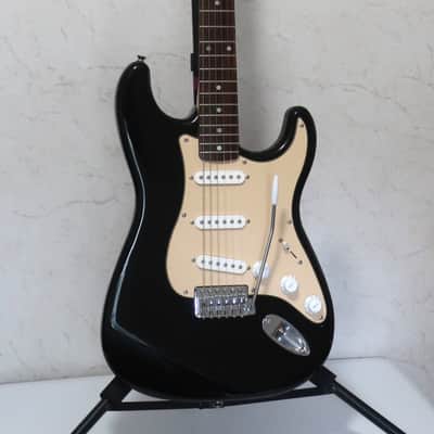 Squier Standard Stratocaster with Rosewood Fretboard 1999 - Black image 5