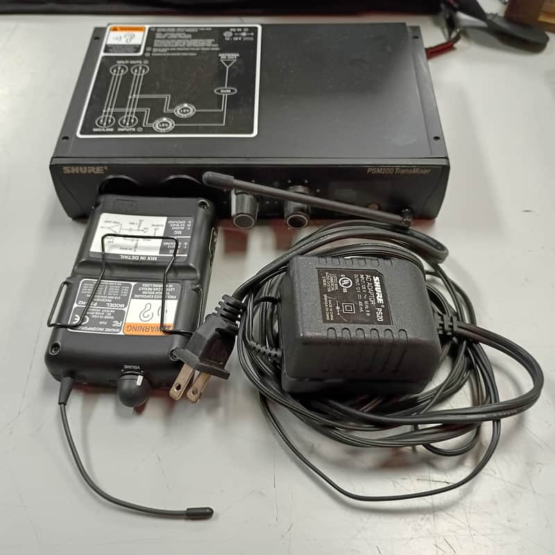 Shure Psm200 wireless with P2R-H2 receiver image 1
