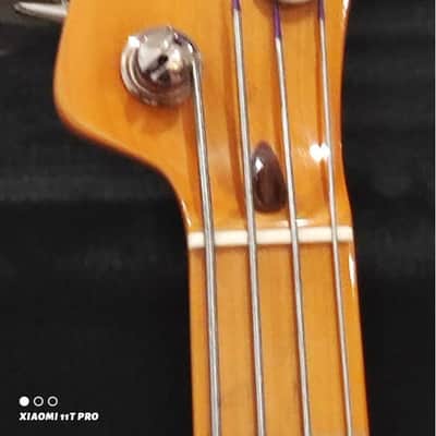 Squire by (Fender) 51' Re-Issue Classic Vibe 2021 - Sunburst with Accessories. image 15