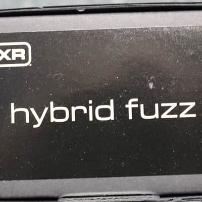 MXR CSP041 Hybrid Fuzz Distortion Guitar Effects Pedal image 2