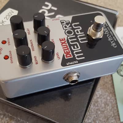 Electro-Harmonix Nano Deluxe Memory Man 2021 - Present - Silver / Black image 3