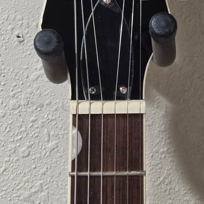 Gretsch Electromatic® CVT Double-Cut with Wraparound, Laurel Fingerboard, Vintage White image 5