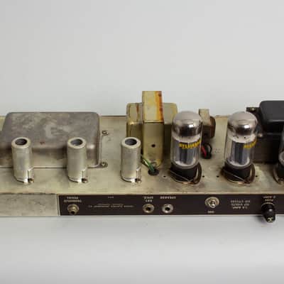 Fender  Vibrolux 6G11A Tube Amplifier (1961), ser. #00624. image 12