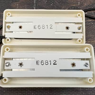 Unused 60s DeArmond Rocket Gold Foil Mustache Pickups NOS image 2