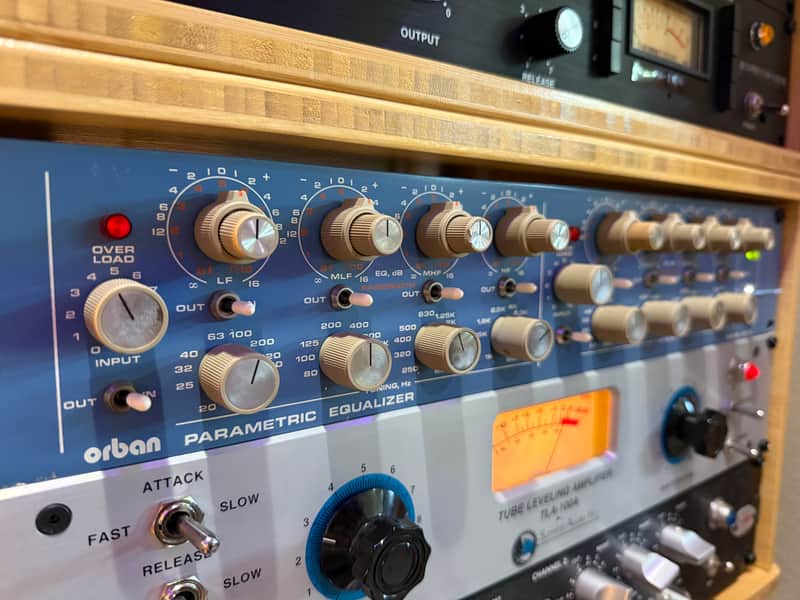 Orban 622B Dual-Channel 4-Band Parametric Equalizer w/ Pigtails imagen 1