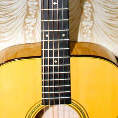 Martin Custom Shop 0M-28 Alpine Spruce Red Curly Maple image 3