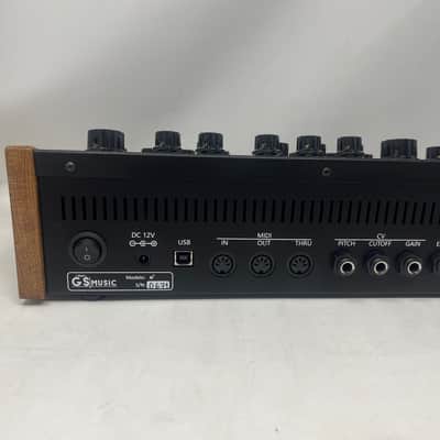 GS - E7 Black/Red [USED] image 6