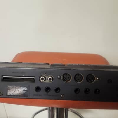 Roland R-70 Human Rhythm Composer Midi Digital Drum Machine R70 w/ Adapter image 3