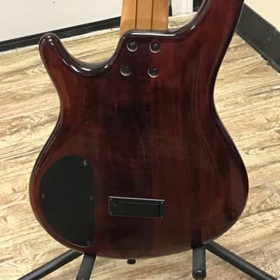Dean 5 String Fretless Bass image 8