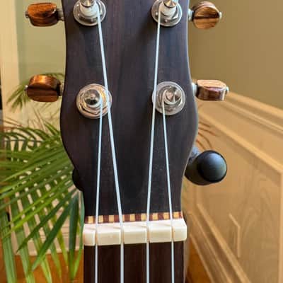 Bruce Wei BEUI17 Turtle Tenor Ukulele - Solid Acacia Koa - HSC included - MINT!! image 4