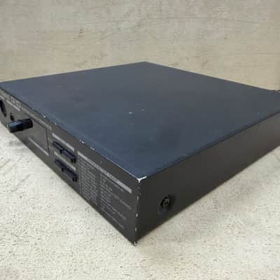 Roland GI-10 Guitar MIDI Interface image 4