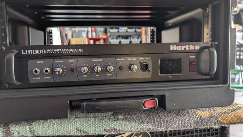 Hartke LH1000 1000-Watt Bass Amp Head 2008 - Present - Black with SKB rolling case image 1